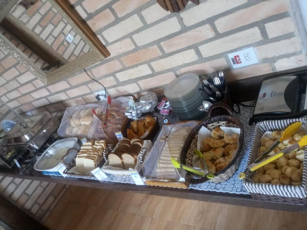 Pousada Parapuã Caraguatatuba Bagian luar foto